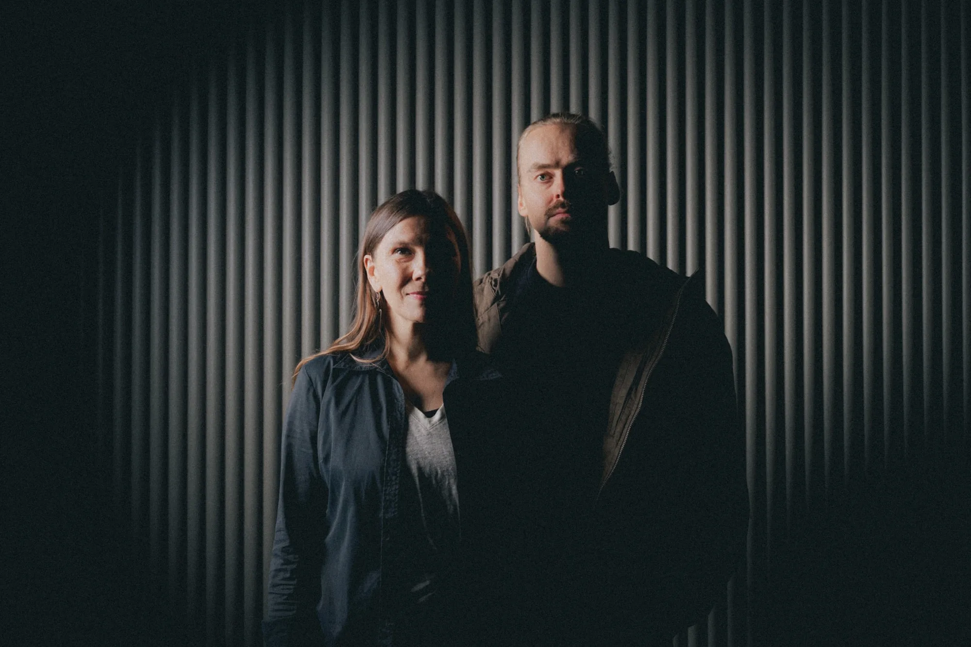 LEAGUS EXPLORES THE SPACE BETWEEN COMPOSITION AND IMPROVISATION ON UPCOMING ALBUM “ULLI”. 1 LEAGUS EXPLORES THE SPACE BETWEEN COMPOSITION AND IMPROVISATION ON UPCOMING ALBUM “ULLI”.